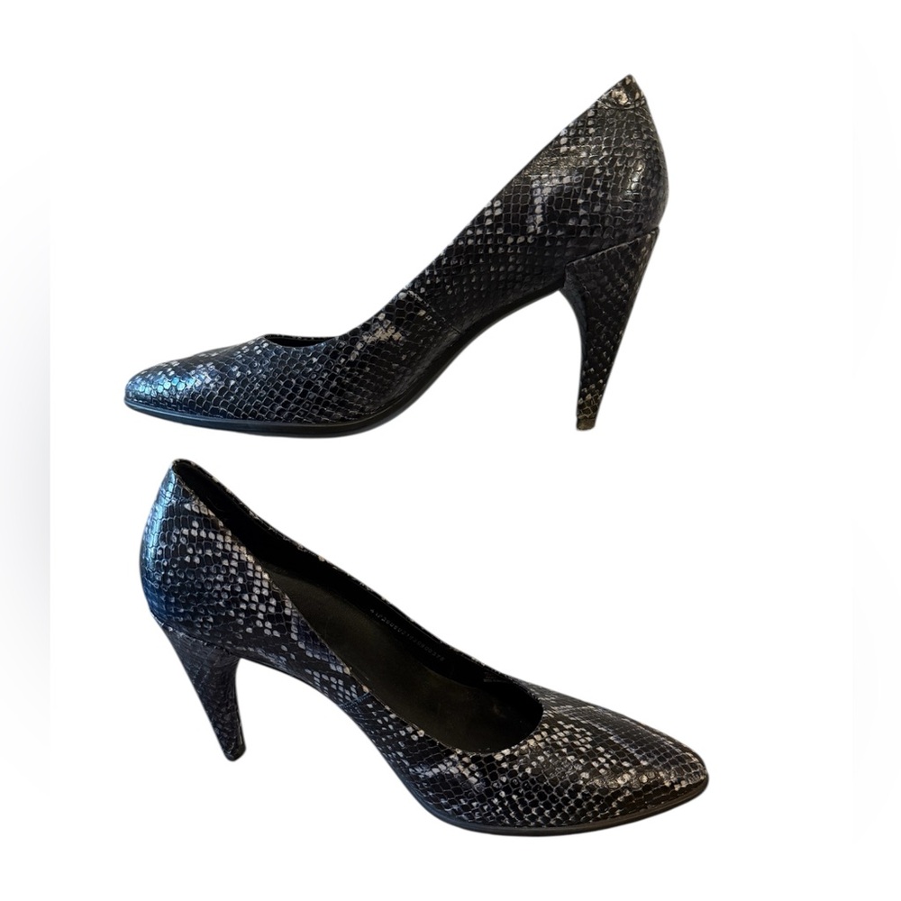 Ecco | Black snake skin Heels size 9 us 41 uk sizing